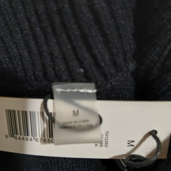 NWT Tahari Women's Medium Black Long-Sleeved Zip-Cowl-Neck Heavyweight Shirt - Picture 6 of 15